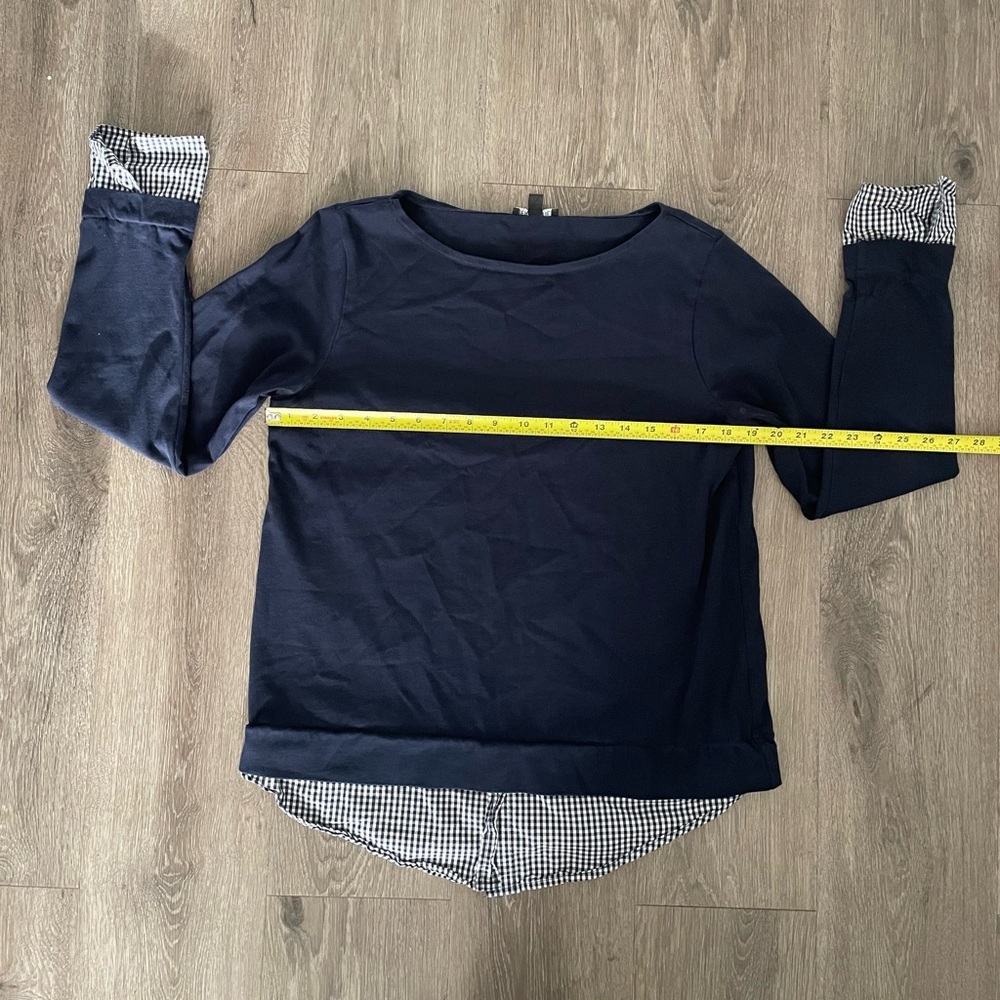 Navy Blue Women's Top with Checkered Cuffs - Picture 6 of 10